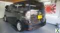 Photo Toyota voxy 2.0 automatic in black 8 seater japanese import 08