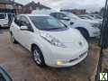Photo 2015 NISSAN LEAF 24KWH ACENTA AUTOMATIC ELECTRIC WHITE ULEZ 1OWNER FSH 80KW 5DR