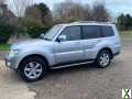 Photo Mitsubishi Shogun - real workhorse and excellent towing vehicle