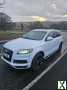Photo White Audi Q7 - Top of the range- Mint Condition Full Service History