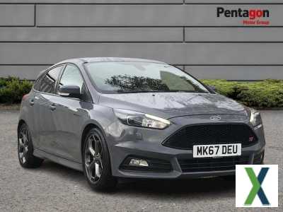 Photo Ford Focus 2.0t Ecoboost St 3 Hatchback 5dr Petrol Manual Euro 6 s/s 250 Ps