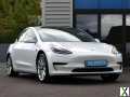 Photo Tesla Model 3 Standard Range + 2020 Sports Alloys Pearl White