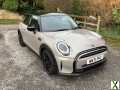 Photo Mini Cooper Classic 3dr, 1.5 Petrol Automatic