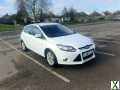 Photo 2013 Ford Focus 1.0T EcoBoost Titanium Navigator Euro 5 (s/s) 5dr HATCHBACK Petr