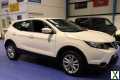 Photo NISSAN QASHQAI 1.5 dCi Acenta [Smart Vision Pack] 5dr 2014 PEARL White