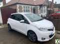 Photo 2013 Toyota Yaris 1.33 VVT-i Trend 5dr White HATCHBACK Petrol Manual