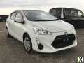 Photo 2017 Toyota aqua 1.5 hybrid auto 5 door small auto prius/leaf/yaris