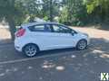 Photo Ford Fiesta Zetec (2011) 1.4 TDCi DPF Zetec Hatchback 5dr