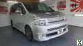 Photo Toyota voxy 2.0 automatic 8 seater fresh japanese import 4.5 grade bimta 09