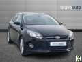 Photo 2014 Ford Focus 1.6 125 Zetec Navigator 5dr Powershift Hatchback Petrol Automati