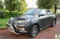 Photo 2019 TOYOTA HILUX INVINCIBLE 2.4 DIESEL AUTOMATIC NO VAT ONE PRIVATE FORMER KEEPER ONLY 17,400 MILES