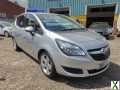 Photo Vauxhall Meriva 1.4i Exclusiv Euro 6 5dr HATCHBACK 2016 16 REG SILVER