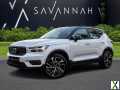 Photo 2020 Volvo XC40 2.0 T4 R-DESIGN PRO AWD 5d 188 BHP Estate Petrol Automatic