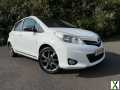 Photo STUNNING TOYOTA YARIS 1.33 VV-TI AUTO TREND 5DR IN STUNNING WHITE