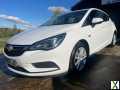 Photo 2015 Vauxhall Astra 1.6 CDTi 16V Design 5dr HATCHBACK DIESEL Manual