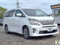 Photo 2013 Toyota Vellfire /Alphard 2.4 Golden 7 Seat Automatic 2013 (62) BIMTA AA Dea