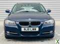 Photo BMW 320d Exclusive Edition-FSH + Sat Nav + Pan Roof + Just Serviced