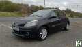 Photo 2006 Renault Clio Dynamique 1.4 Petrol - ULEZ Compliant - MOT August 2025 - 83995 Miles