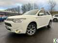 Photo 2014 Mitsubishi Outlander 0.0 PHEV GX 4H 5d 162 BHP Estate Semi Automatic