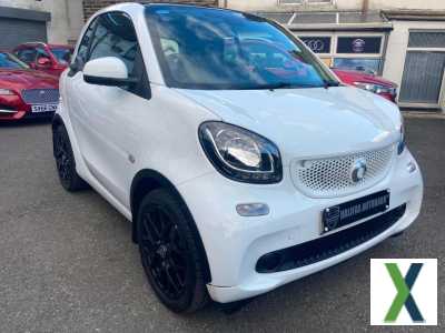 Photo 2016 smart fortwo coupe 09 Turbo White Edition 2dr Auto DAMAGED REPAIRED COUPE