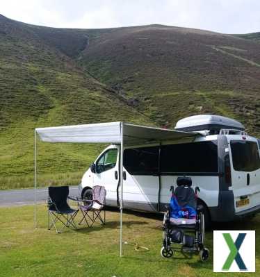 Photo Renault, TRAFIC, window dayvan. possible camper wheelchair van