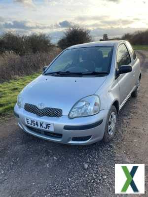 Photo Toyota Yaris 2004, 146k miles + full fuel tank