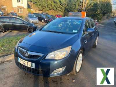 Photo 2012 Vauxhall Astra 1.6 16v SE Euro 5 5dr HATCHBACK Petrol Manual