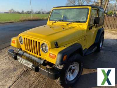 Photo 2001 Jeep Wrangler 4.0 Sport Soft top 4x4 3dr CONVERTIBLE Petrol Manual