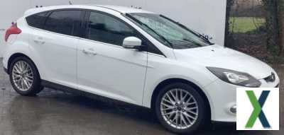 Photo 2014 Ford Focus 1.0 EcoBoost Zetec 5dr ++ AP PACK / 7 SERVICES / DAB / ULEZ / 20