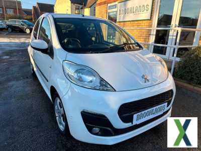 Photo 2013 Peugeot 107 Allure 1.0 White 5 Door FREE ROAD TAX Low Insurance Group