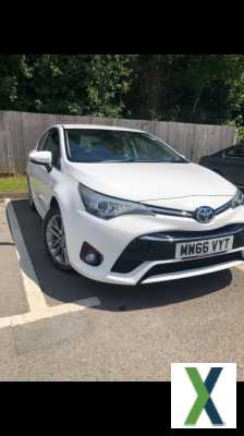 Photo Toyota, AVENSIS, Saloon, 2017, Manual, 1598 (cc), 4 doors