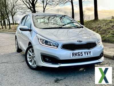 Photo 2015 Kia Ceed 1.6 CRDi ISG 2 5dr Euro 6 HATCHBACK Diesel Manual